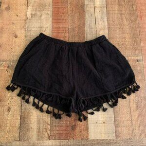 Illa Illa women's size small black linen shorts with Pom poms